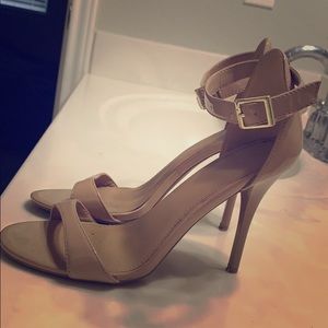 Tanned / Beige Heels